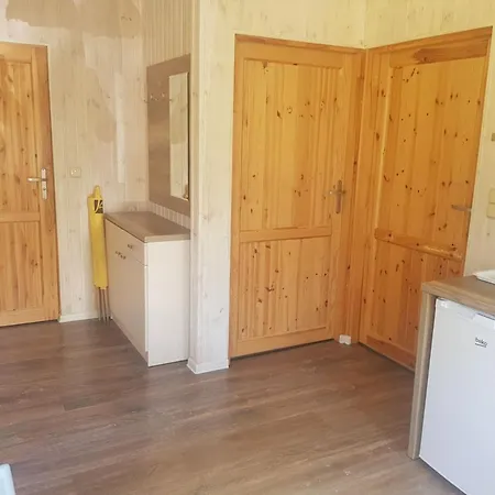 Ośrodek wypoczynkowy Ow Krakus I - I *